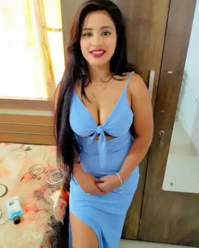 Pardi Escorts
