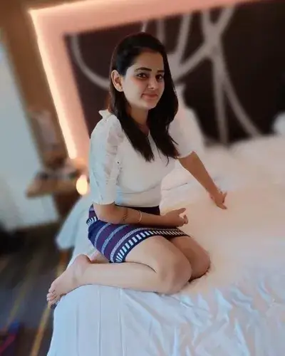 Escort Service In Pardi