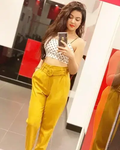 Pardi Escort